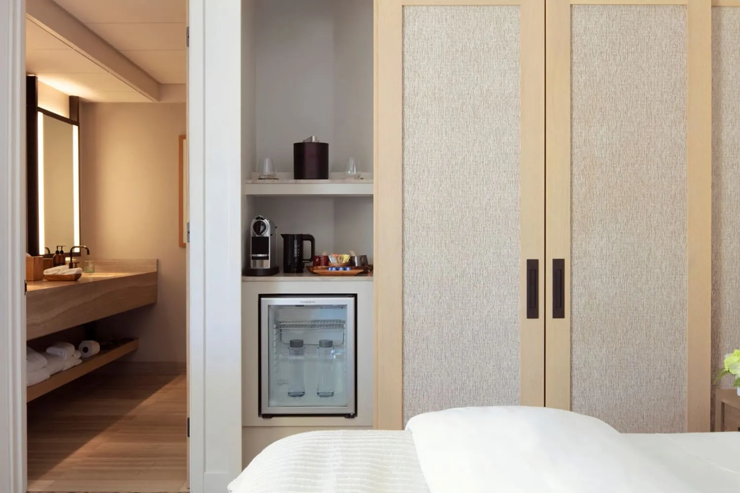 auberge resorts collection certificates 77 mauna lani partial ocean view 4